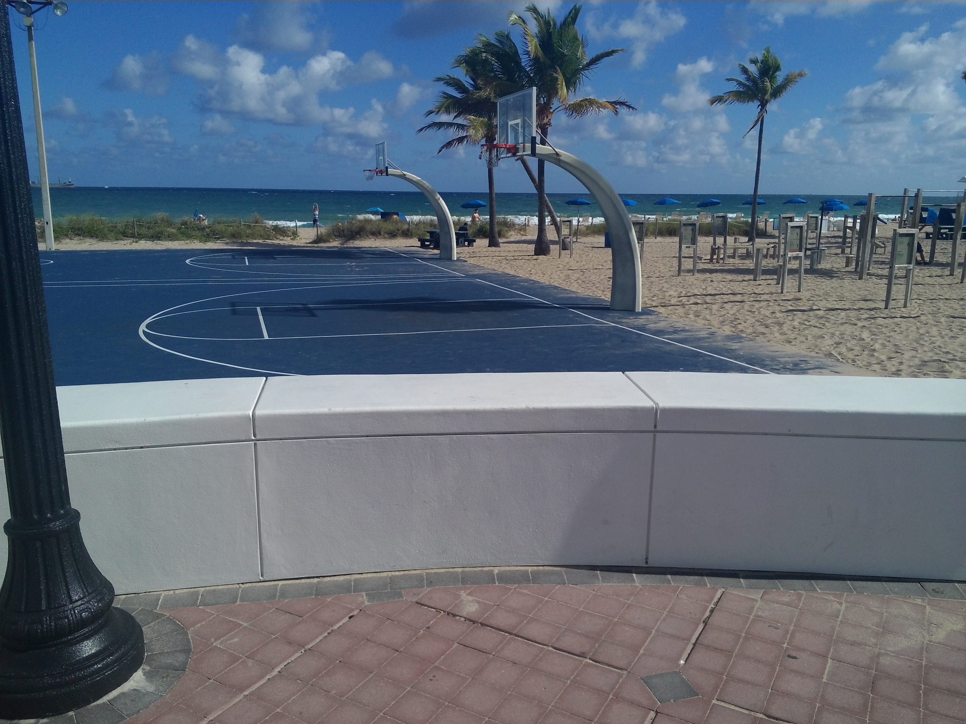 Central Beach basketball courts in Fort Lauderdale, FL